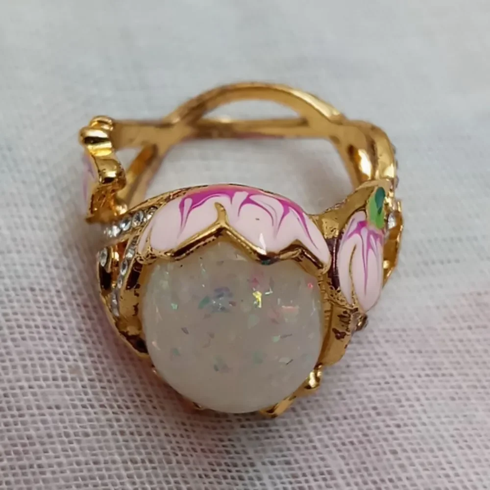 18k solid gold opal ring